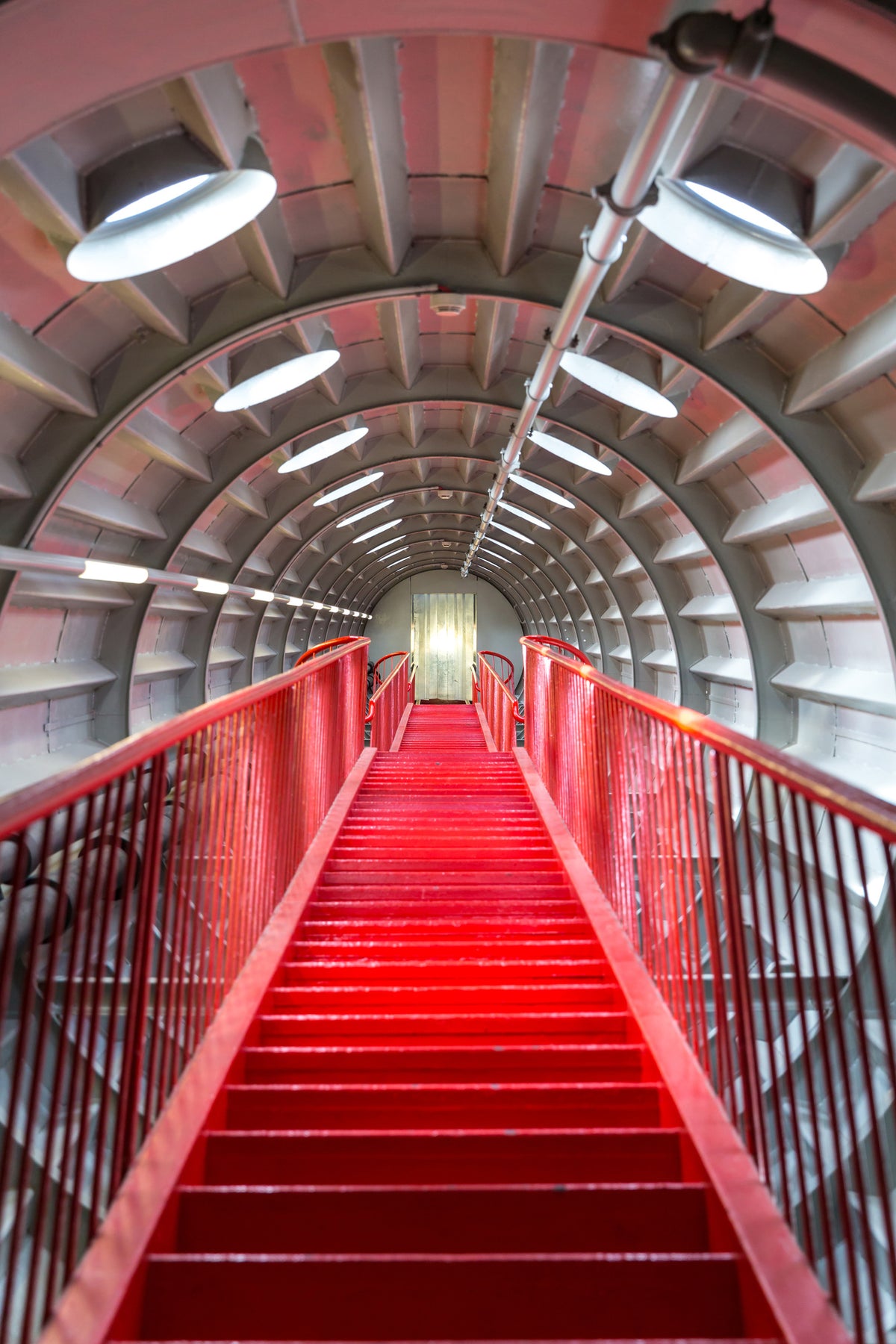 acrylic-print-futuristic-staircase