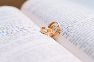 framedcanvas-print-the-wedding-rings