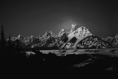 poster-print-in-the-glow-of-the-full-moon
