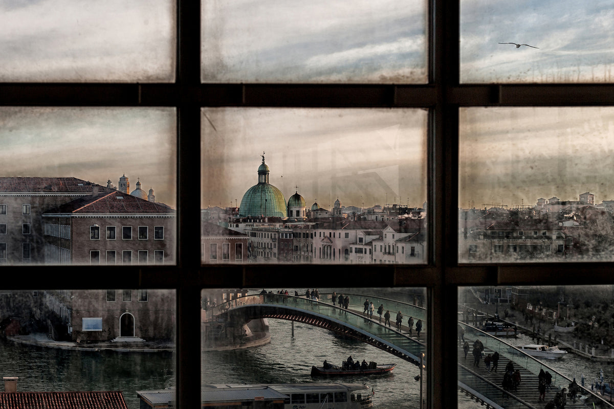 modern-3-piece-canvas-print-venice-window