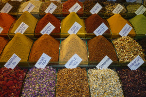 framedposter-print-spices-in-the-market