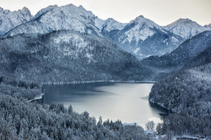 framedposter-print-photo-wallaper-mountains-in-monochrome