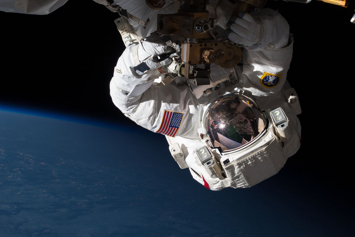 poster-print-astronaut-in-xl