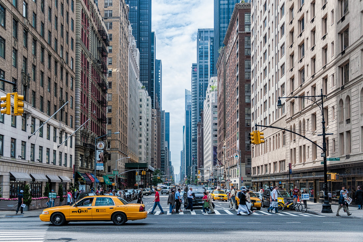 3-piece-acrylic-print-in-the-middle-of-manhattan
