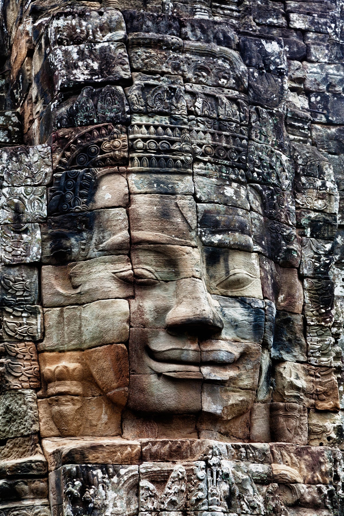 framedcanvas-print-buddha-angkor-thom