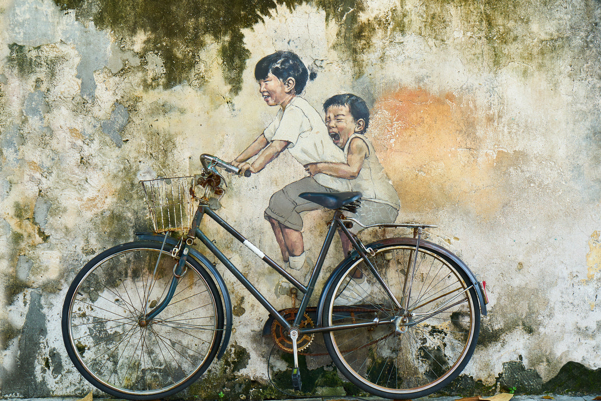 aluminium-print-bicycle-graffiti