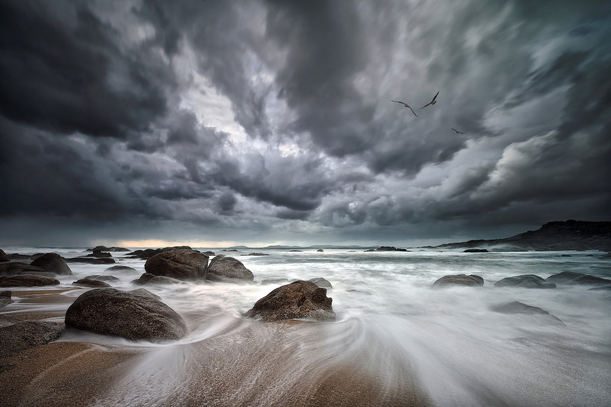 modern-3-piece-acrylic-print-flight-over-troubled-waters