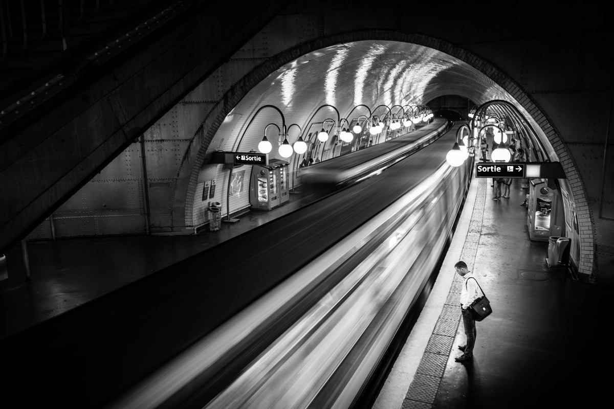 modern-3-piece-canvas-print-paris-metro
