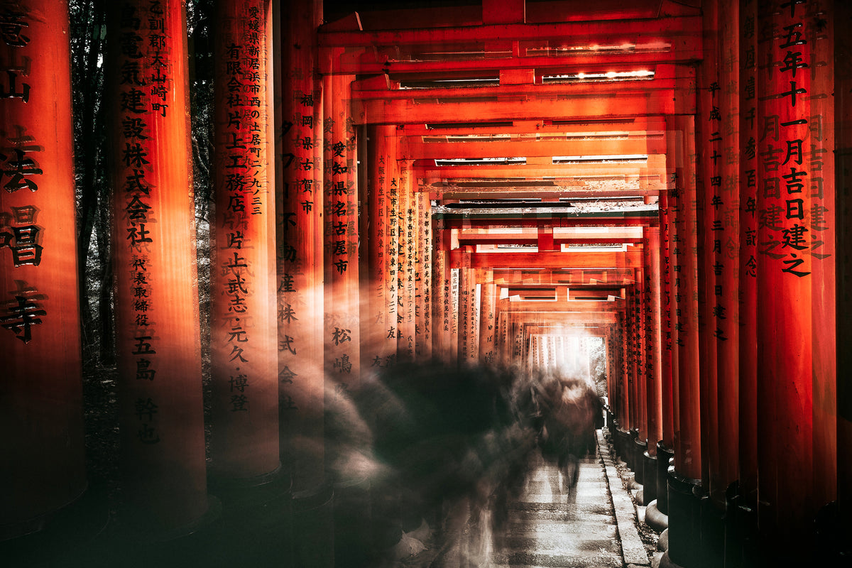 framedcanvas-print-fushimi-inari-shrine