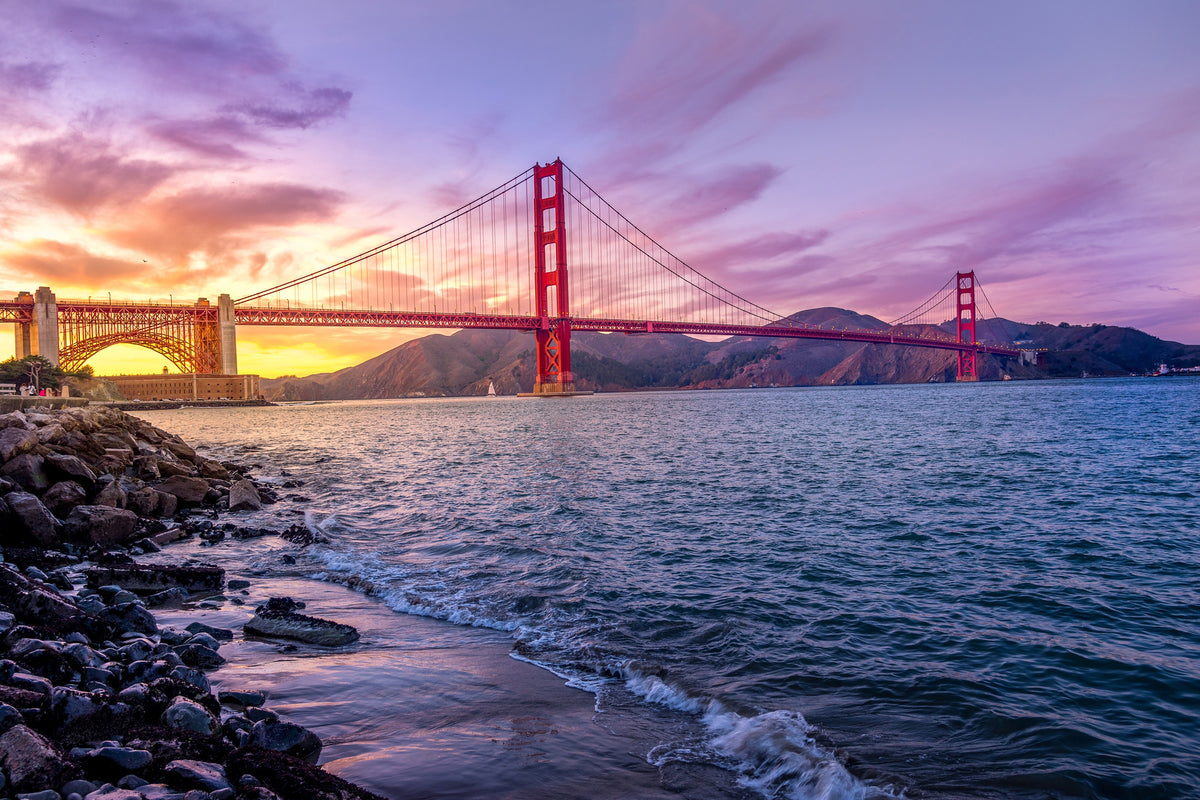 canvas-print-golden-gate-in-the-evening