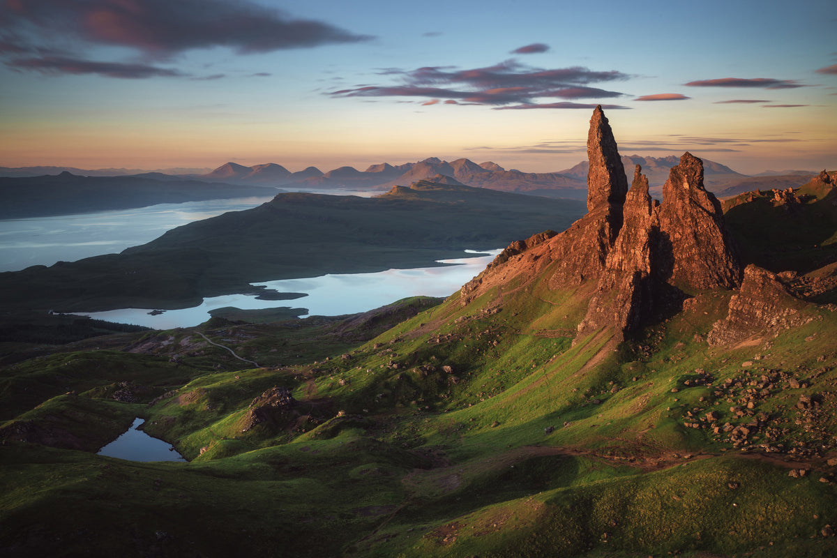 framedcanvas-print-scotland-old-man-of-storr