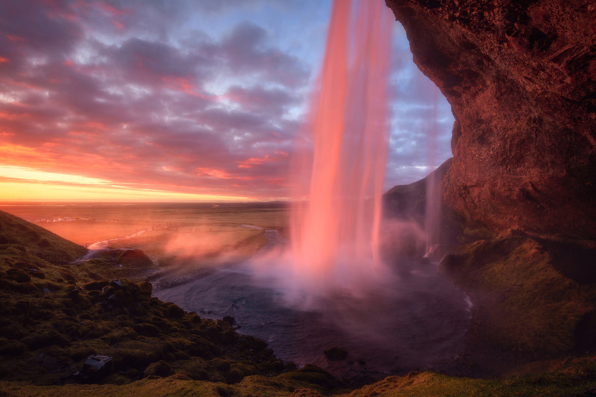 canvas-print-the-burning-falls