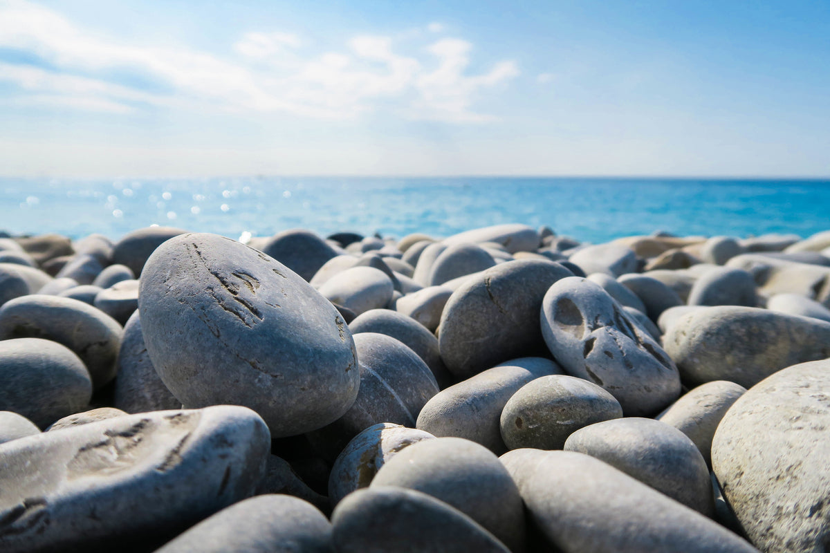 acrylic-print-beach-stones